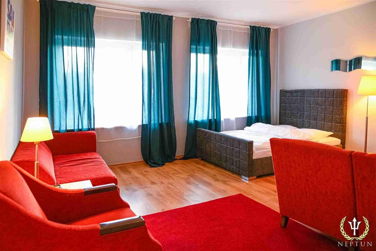 Neptun Ψ Hotell Jastrzębia Góra Eksteriør bilde